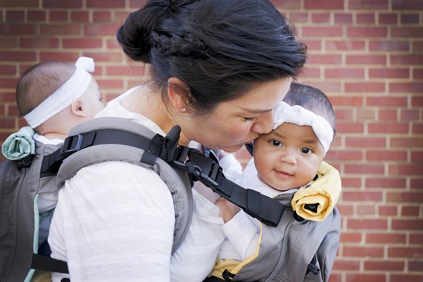 Kangura portabebés TwinGo Mochila Portabebés 3en1 Gemelar / Tándem Original Grey